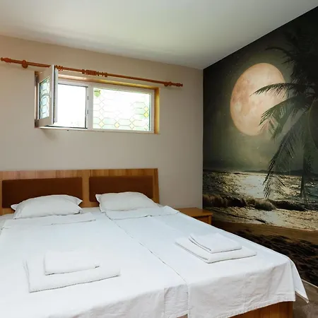 Casa Del Mar 3* סאני ביץ'