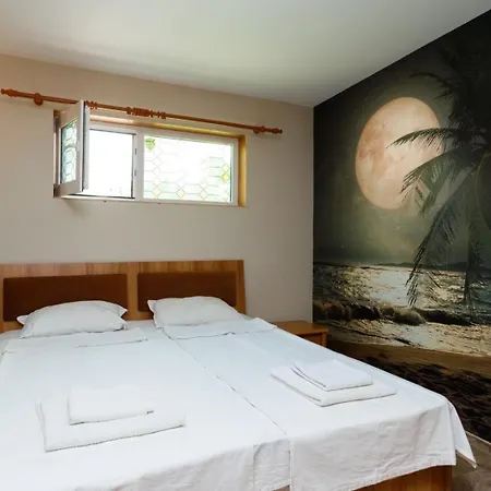 Casa Del Mar Lägenhetshotell Slăntjev Brjag