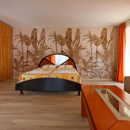 Casa Del Mar Апарт-отель