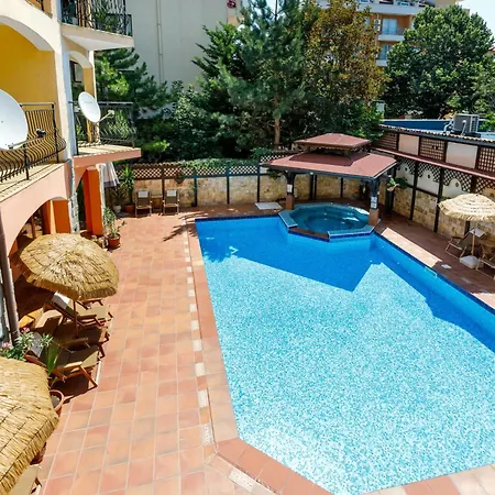 Casa Del Mar Lägenhetshotell Slăntjev Brjag