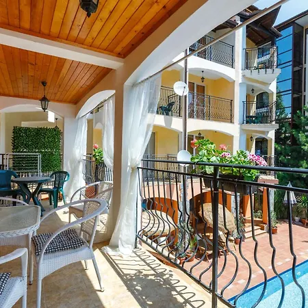 Casa Del Mar Апарт-отель