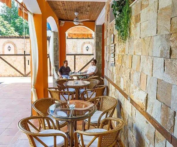 Casa Del Mar Апартхотел 3*